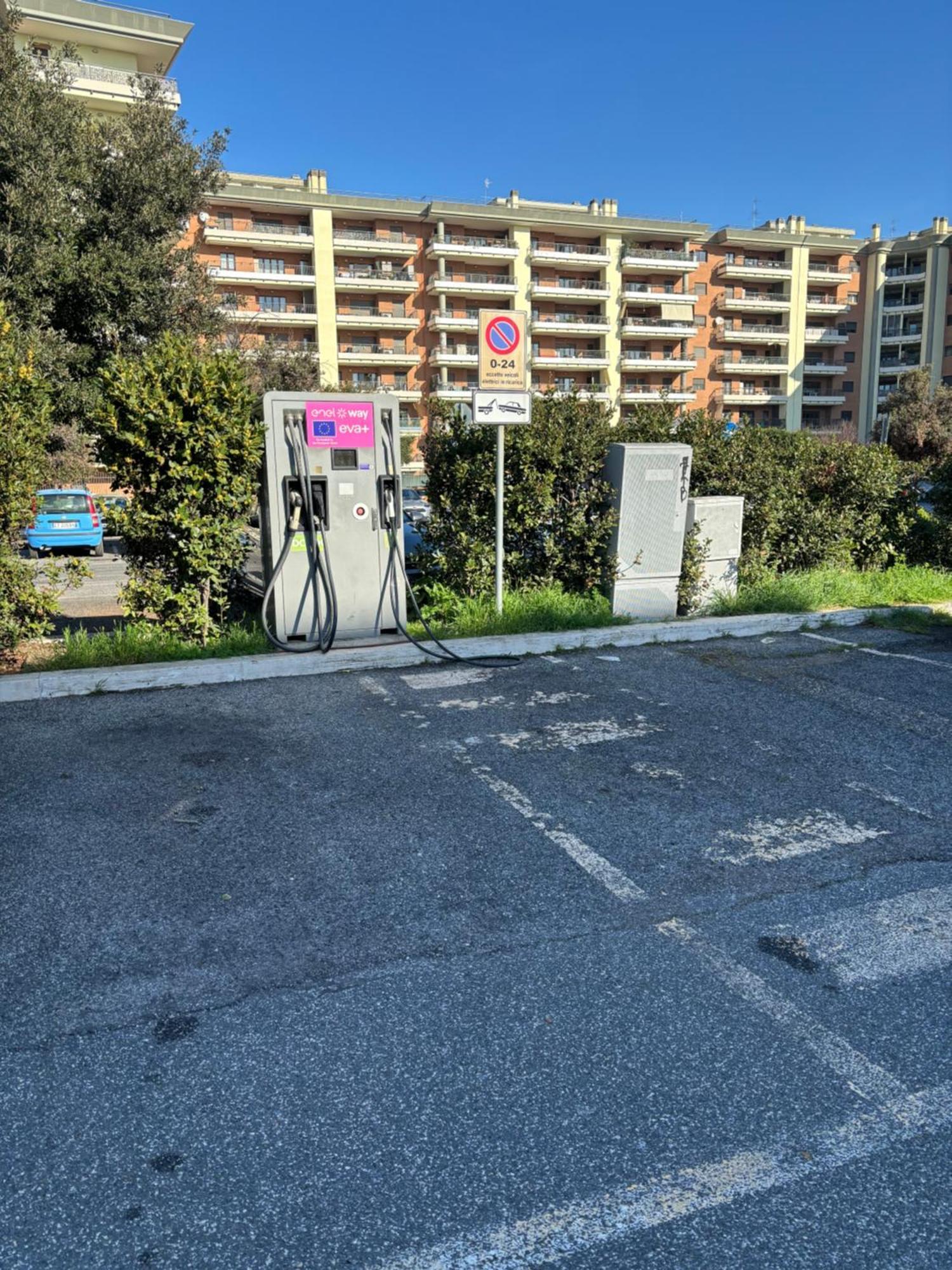 The Garden Suite Airport Ponte Galeria Exterior foto